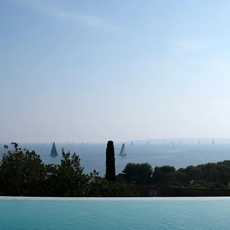 Maison Lumio Bed and breakfast *