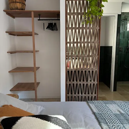 Maison Lumio